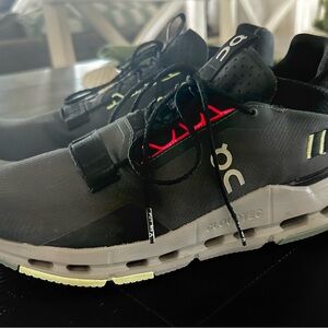 On Running Women’s Gray and Black Athletic Shoes